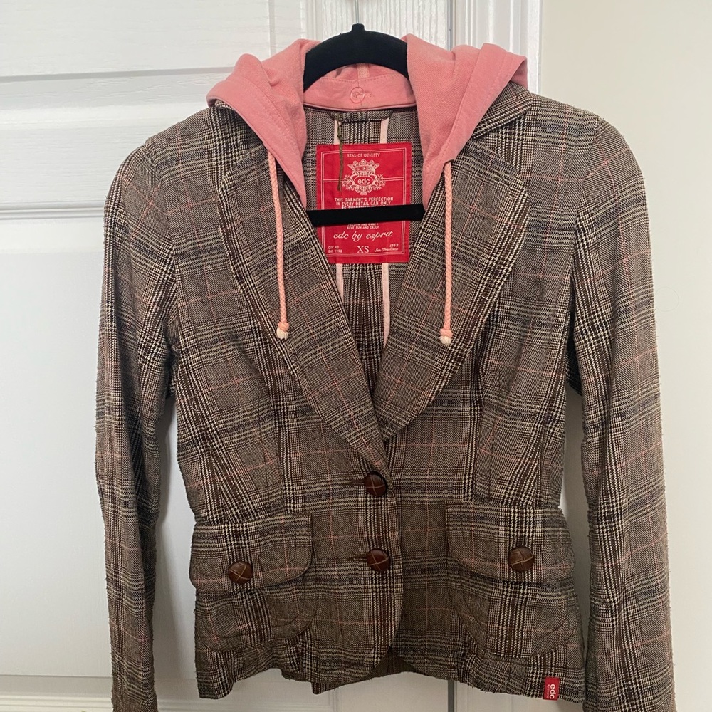 This jacket is from Esprits brand, size XS, the hoodie is removable